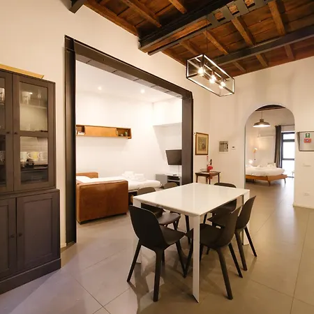 Apartment Golden House Buddyrent *