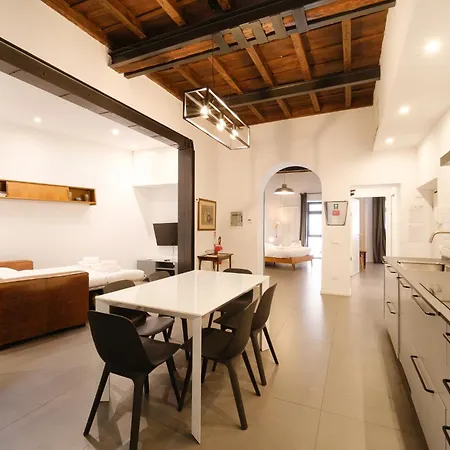 Golden House Buddyrent * Rom