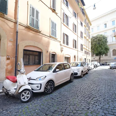 Golden House Buddyrent