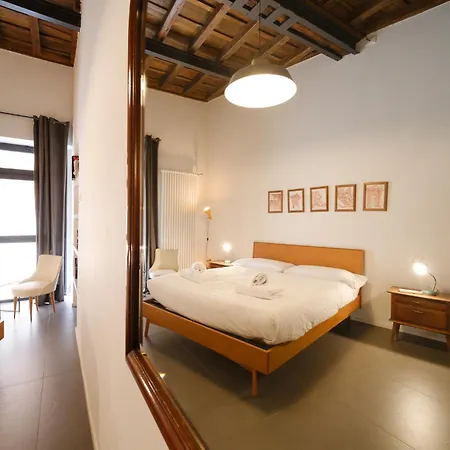 Golden House Buddyrent