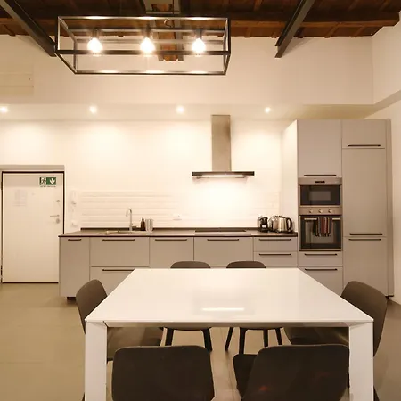 Golden House Buddyrent Rom